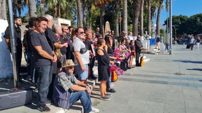 Müzisyenlerden sessiz eylemle protesto