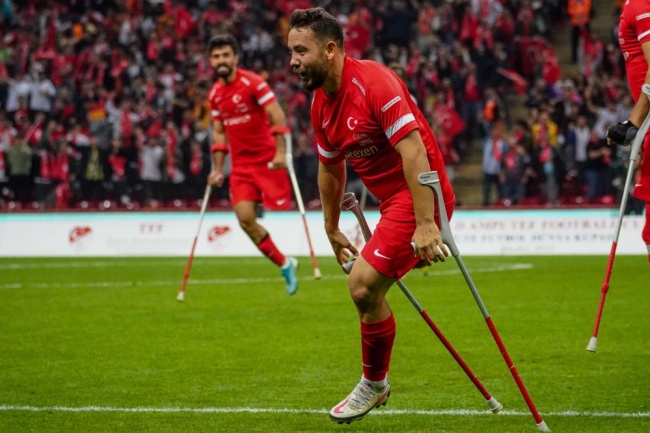 Ampute Futbol Dünya Kupası şampiyonu Türkiye!