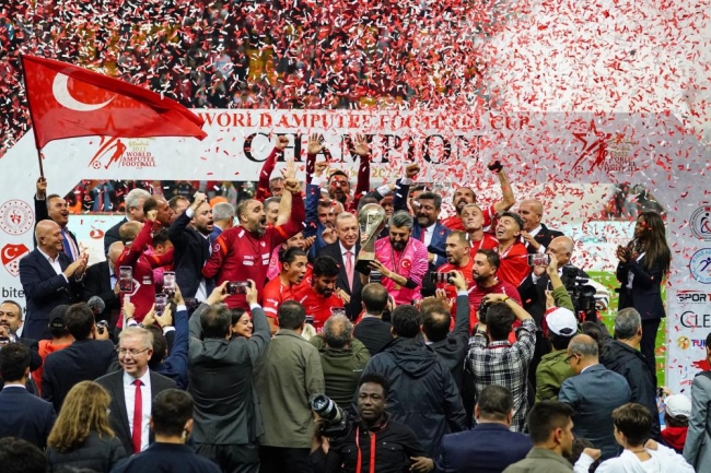 Ampute Futbol Dünya Kupası şampiyonu Türkiye!