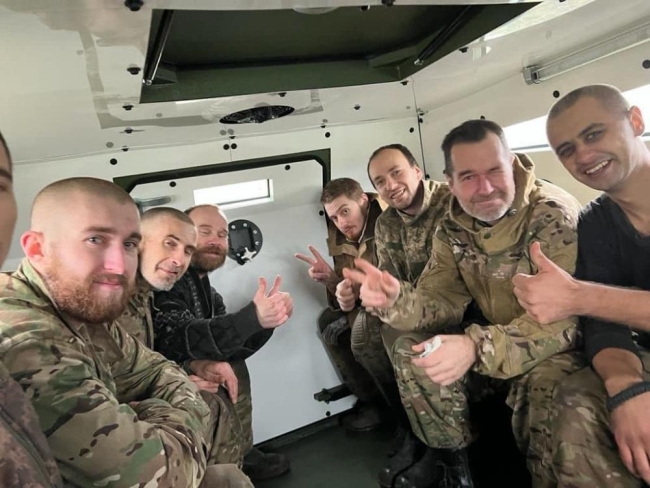 Esir takası: 32 asker serbest bırakıldı