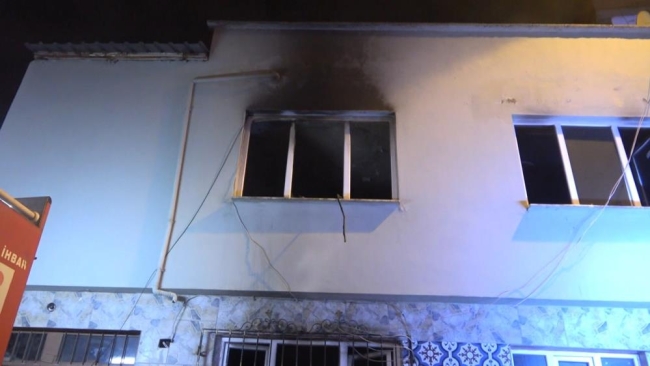 Bursa'da evini yaktı: Ailesi sinir krizi geçirdi