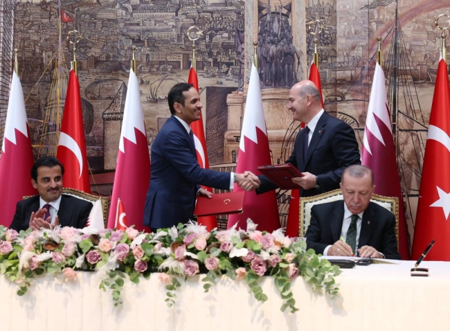 Türkiye ile Katar arasında imzalar atıldı