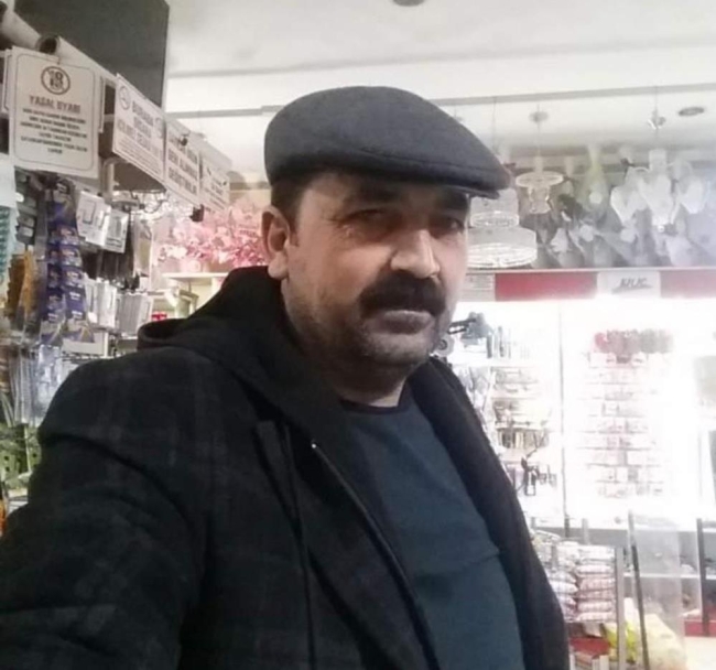 Alacak verecek meselesinde babasının ölümüne neden oldu