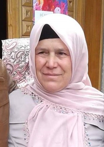 Talihsiz kadın 4'üncü kattan düşerek hayatını kaybetti