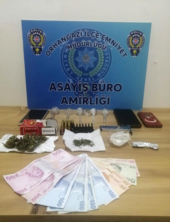Bursa'da zehir taciri kıskıvrak yakalandı