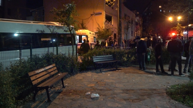 Bursa'da babayla tartıştılar 15 yaşındaki oğlunu da bıçakladılar