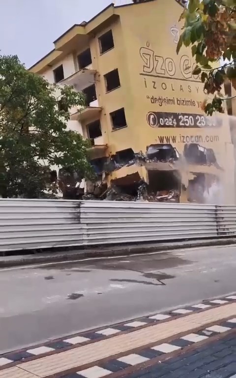 Bursa'da kentsel dönüşüm alanında faciaya kıl payı!