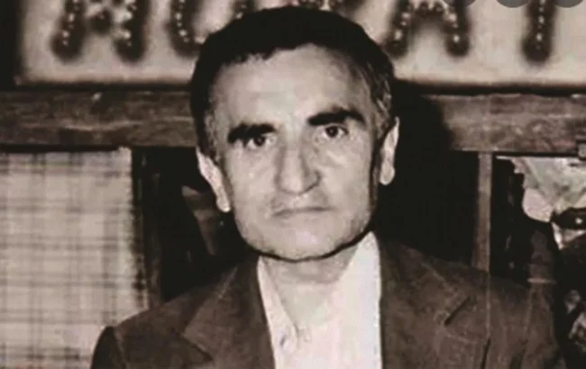 Ünlü yazarın dolabına yazdığı yazı şaşırttı