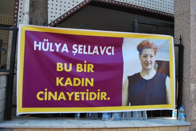 Boşanma aşamasında katledilen kadına acı veda
