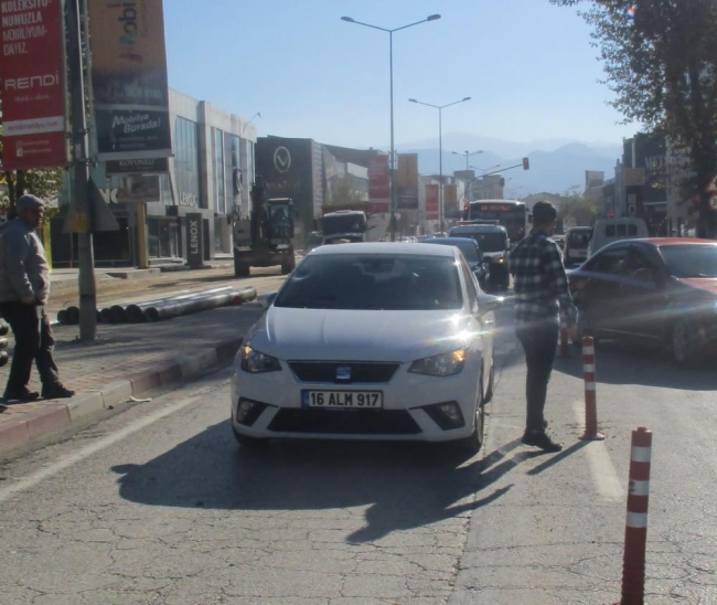 DEVA Partili Kızılcıklı Bursa'da kazada yaralandı