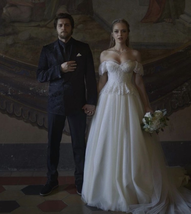 İpek Filiz Yazıcı ve Ufuk Beydemir nikah masasına oturdu