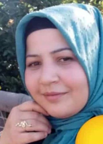 Genç kadın sokak ortasında eşi tarafından katledildi