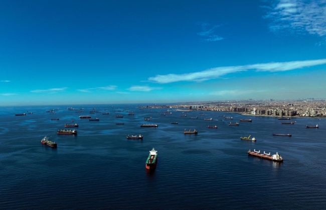 İstanbul’un manzarasına gemi engeli