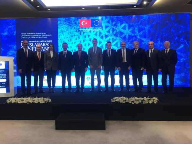 Bakan Bilgin: "Türkiye ihracat hedefine doğru devam ediyor"