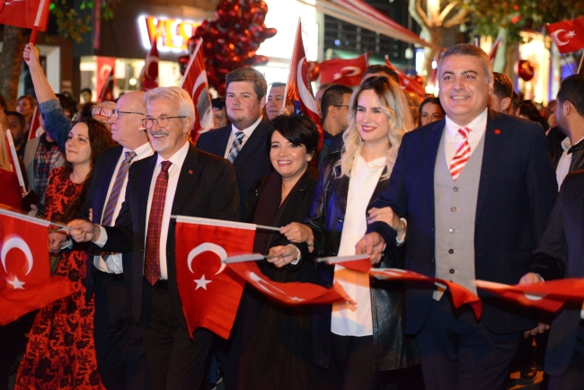 Bursalılar bayramın sevincini doyasıya yaşadı