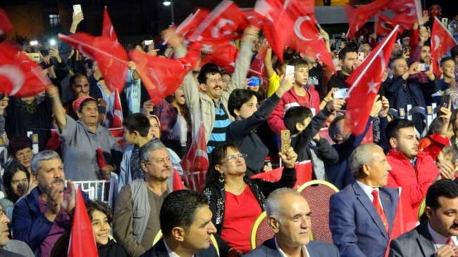 Osmaniye’de Azerin rüzgarı esti