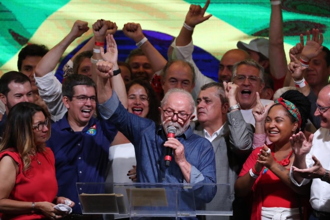 Yeni başkan Lula: "Seçimlerin galibi Brezilya halkı"