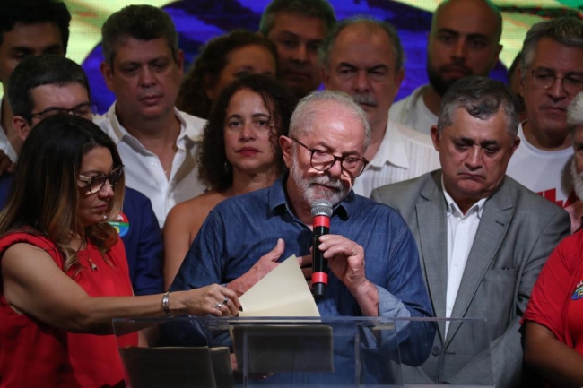 Yeni başkan Lula: "Seçimlerin galibi Brezilya halkı"