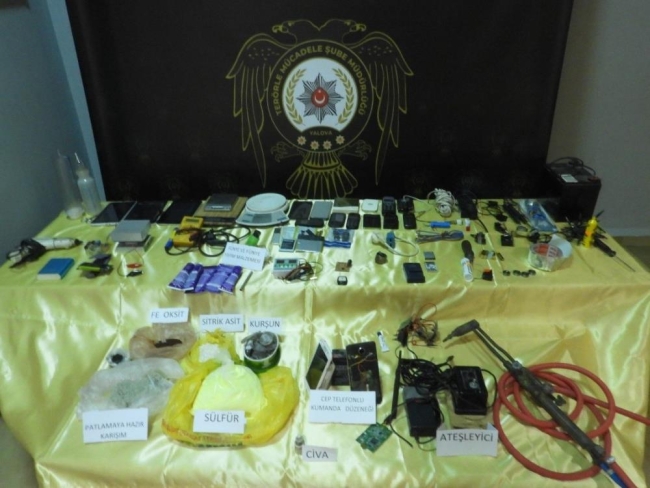 DEAŞ'ın bomba uzmanı evinde patlayıcı malzemelerle yakalandı