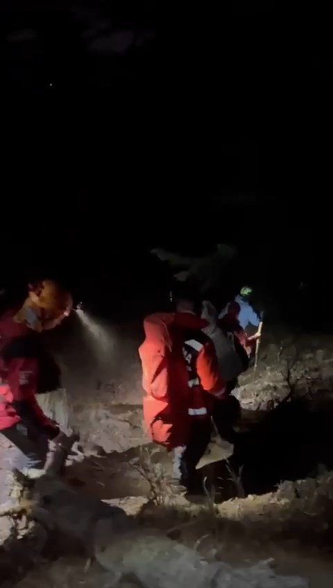 Mahsur kalan milli sporcu ve arkadaşından sevindiren haber