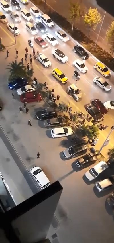 Bursa'da kaza sonrası ortalık birbirine girdi