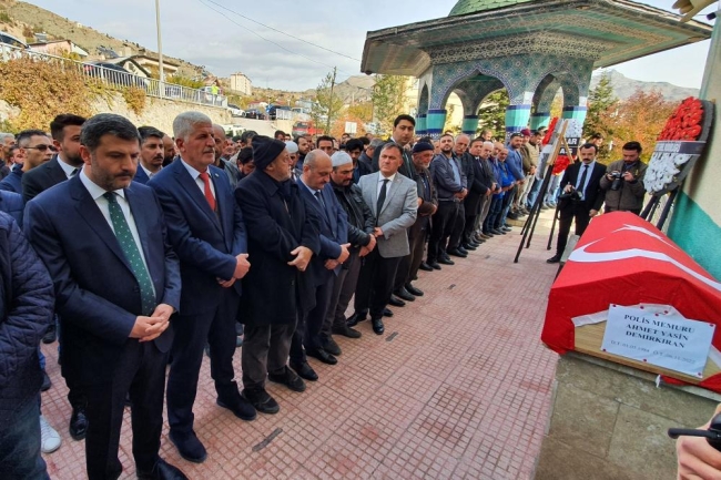 Genç yaşta kalp krizi geçiren polis memuruna acı veda