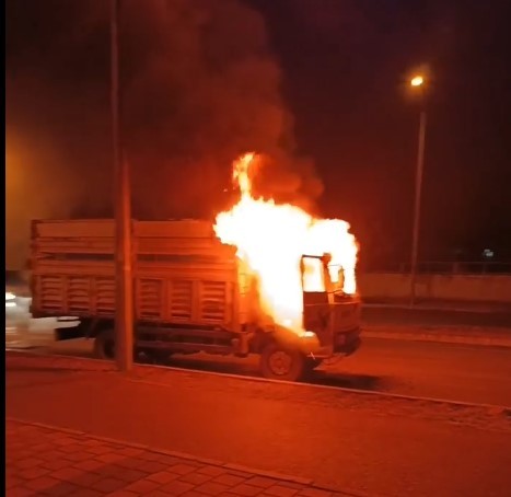 Ekmek teknesi alev alev yandı