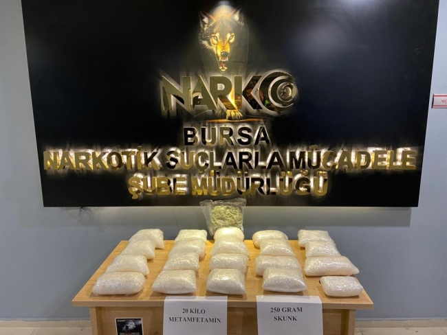 Bursa’da aksiyon filmlerini aratmayan zehir operasyonu!