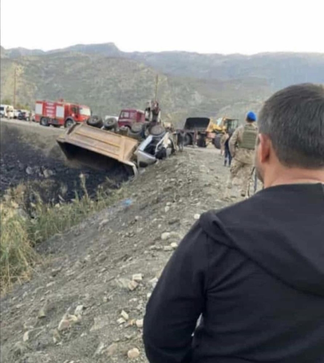Otostop çeken genç, bindiği kamyonda can verdi
