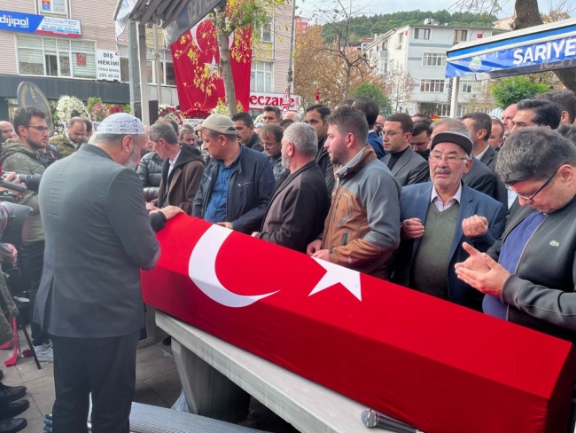 Terör saldırısında ölenler son yolculuğuna uğurlandı