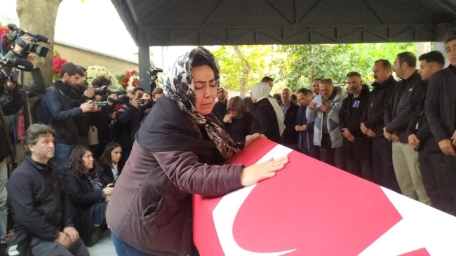 Terör saldırısında ölenler son yolculuğuna uğurlandı