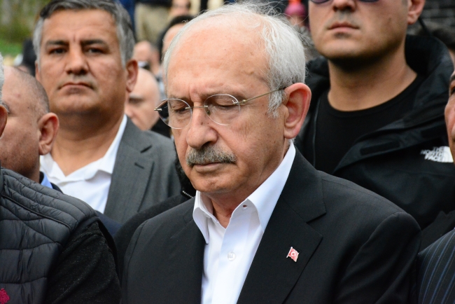 Celal Kılıçdaroğlu son yolculuğuna uğurlandı