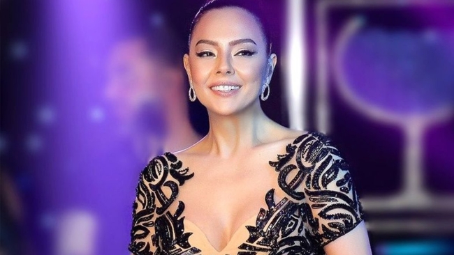 Ebru Gündeş'ten Armağan Çağlayan'a destek