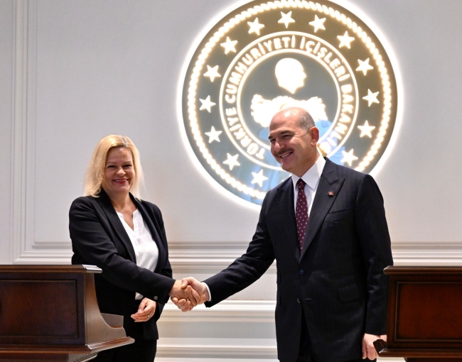 Bakan Soylu, Alman mevkidaşı Faeser ile bir araya geldi