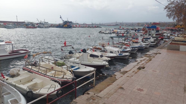 Marmara'da lodos etkisini sürdürüyor
