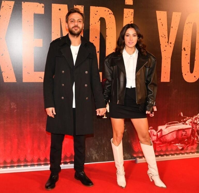 'Kendi Yolumda' filminin galasına ünlüler akın etti!