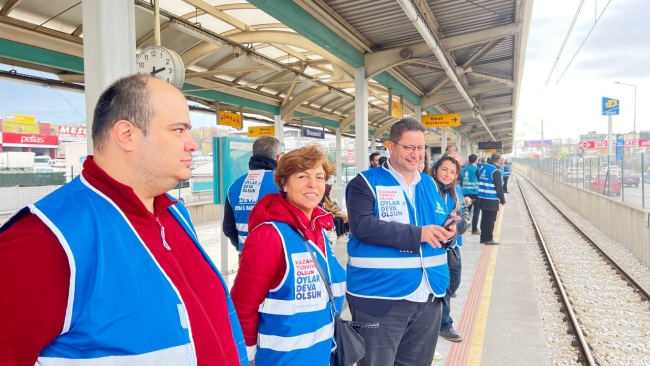 Mavi Yelekliler Bursa sokaklarında