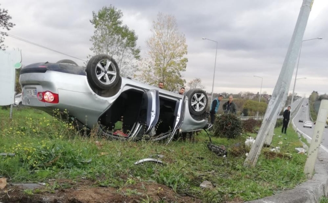 Takla atan araçtan sağ çıkarıldı