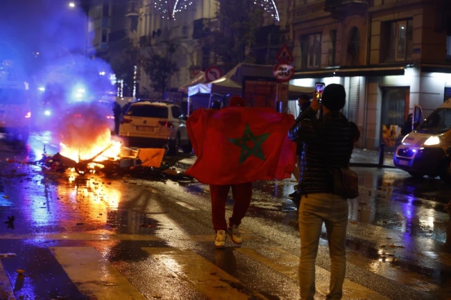 Fas kazandı: Belçika sokakları karıştı