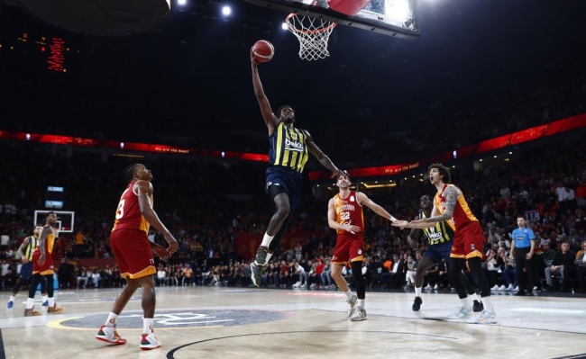 Pota derbisi Fenerbahçe'nin oldu