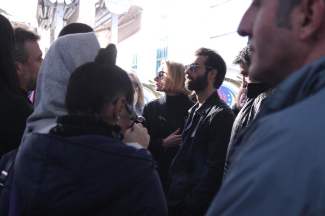 Ünlü şarkıcının zor günü