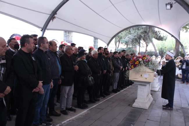 Ünlü şarkıcının zor günü