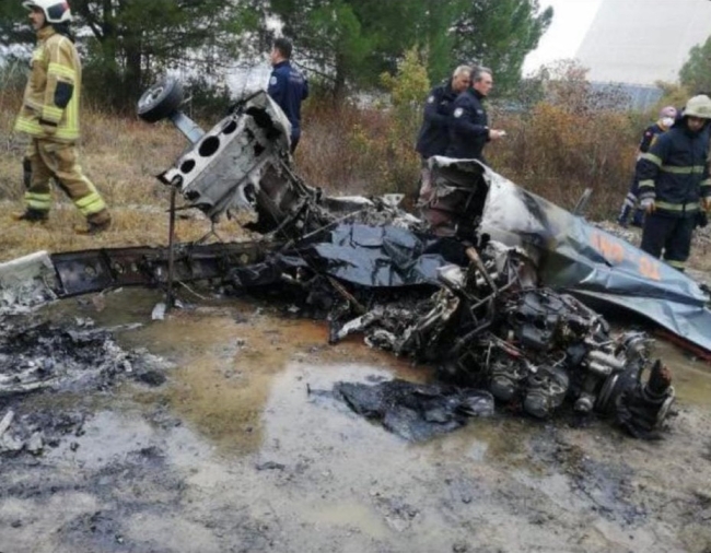Bursa'da tek motorlu uçak düştü: 2 ölü
