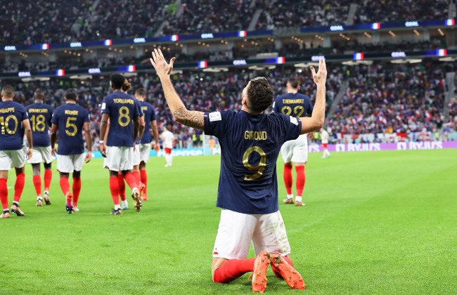 Olivier Giroud Dünya Kupası'na damga vuruyor