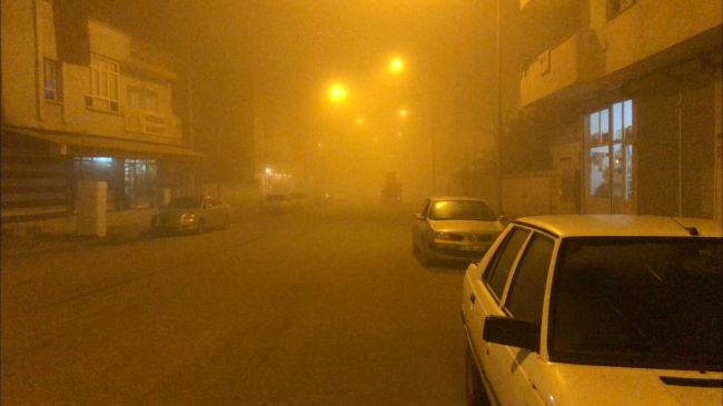 Yoğun sis ulaşımı olumsuz etkiledi