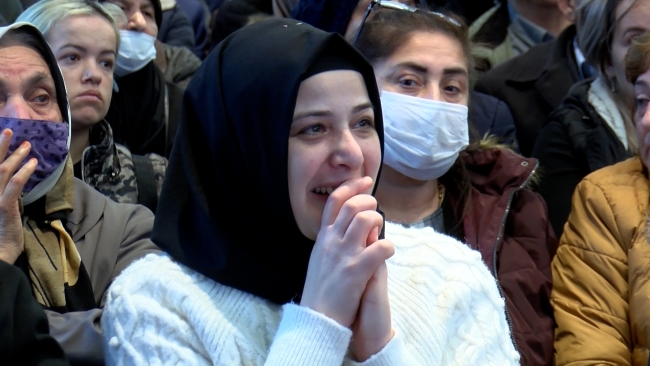 Sosyal konut projesi kura çekiminde sevinç gözyaşları