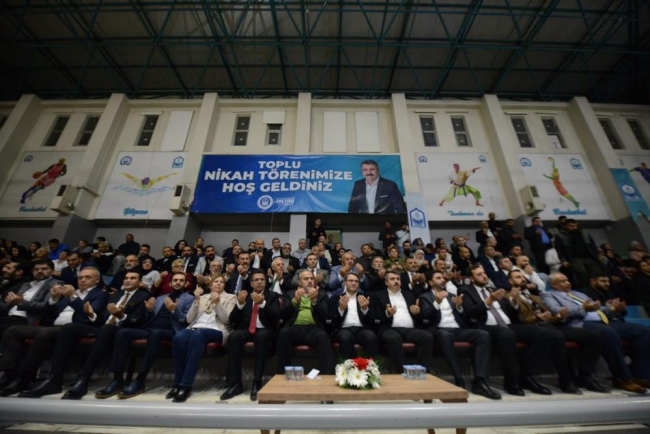 Roman çiftlere toplu nikah töreni