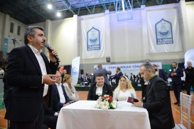 Roman çiftlere toplu nikah töreni