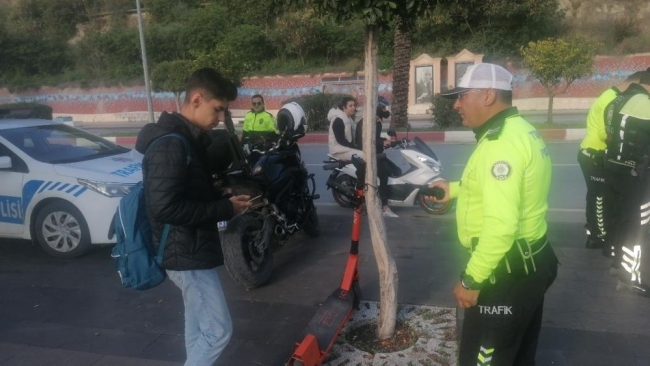 Scooter ve elektrikli bisiklet sürücülerine ceza yağdı
