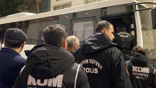 Eski Beşiktaş Belediye Başkanı Hazinedar adliyeye sevk edildi